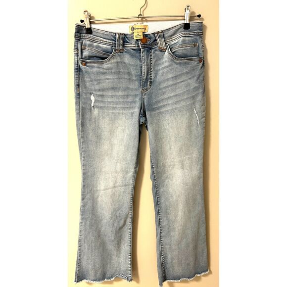 Democracy "Ab" Technology flare jeans in a light wash with raw hem. Size 12. - Picture 1 of 7